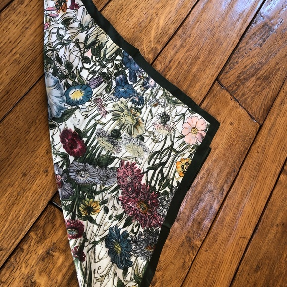 NWT Tory Burch melody floral neckerchief scarf - Picture 2 of 5